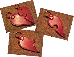 ペアキーホルダー